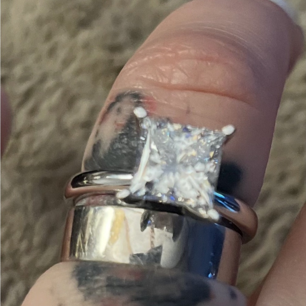 3 carat princess cut diamond set in 14k white gold